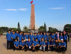 Công trình Thanh niên Chào mừng kỷ niệm 86 năm ngày thành lập Đoàn TNCS Hồ Chí Minh (26/3/1931 - 26/3/2017)