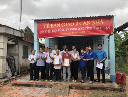 Trao 4 căn nhà tình thương cho hộ nghèo tại tỉnh Bến Tre và tỉnh Tây Ninh