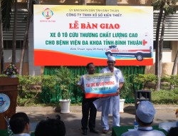 Tặng xe cứu thương chất lượng cao cho Bệnh viện đa khoa tỉnh Bình Thuận